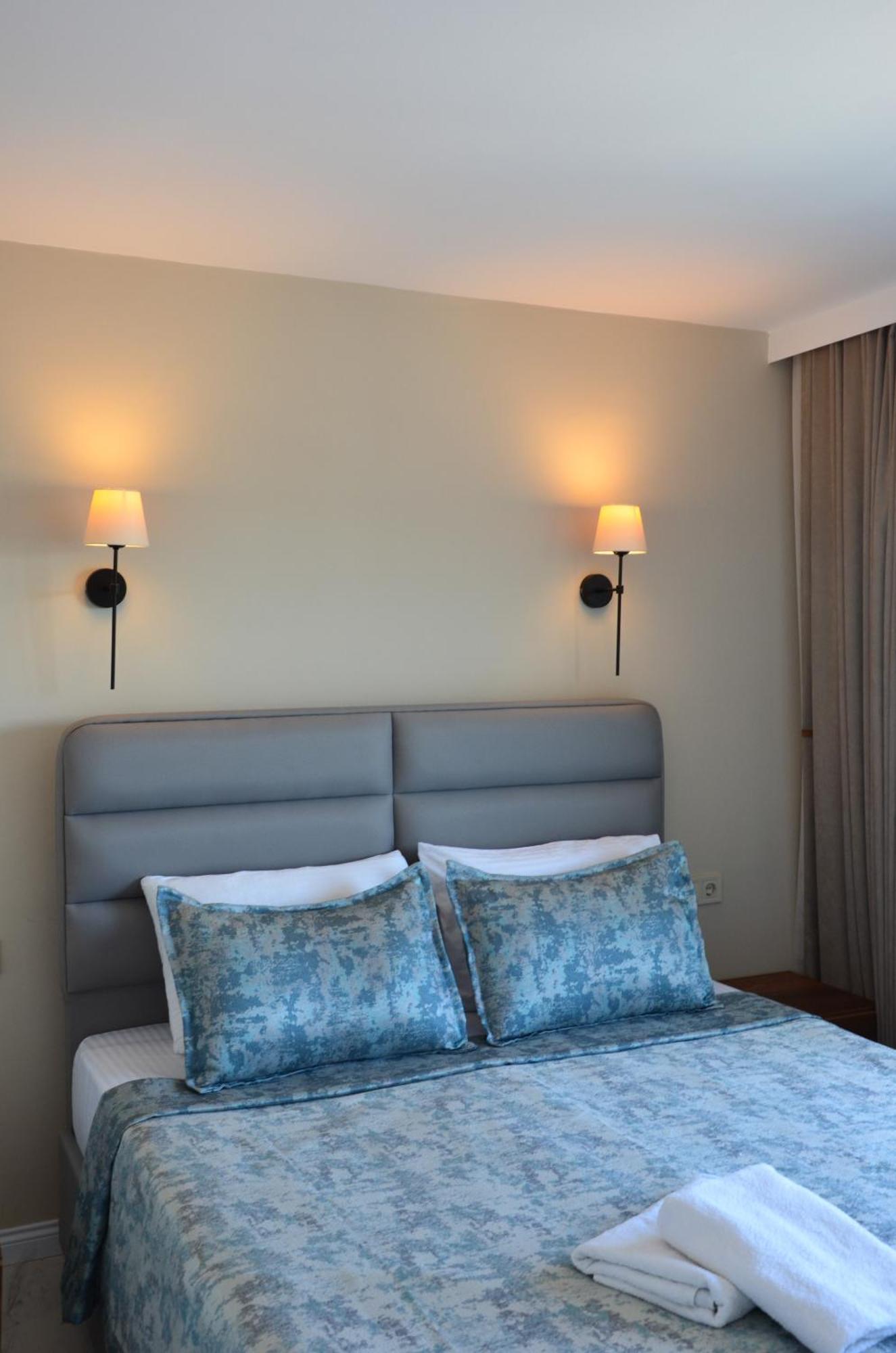 קוסדסי Rosy Suites Hotel מראה חיצוני תמונה