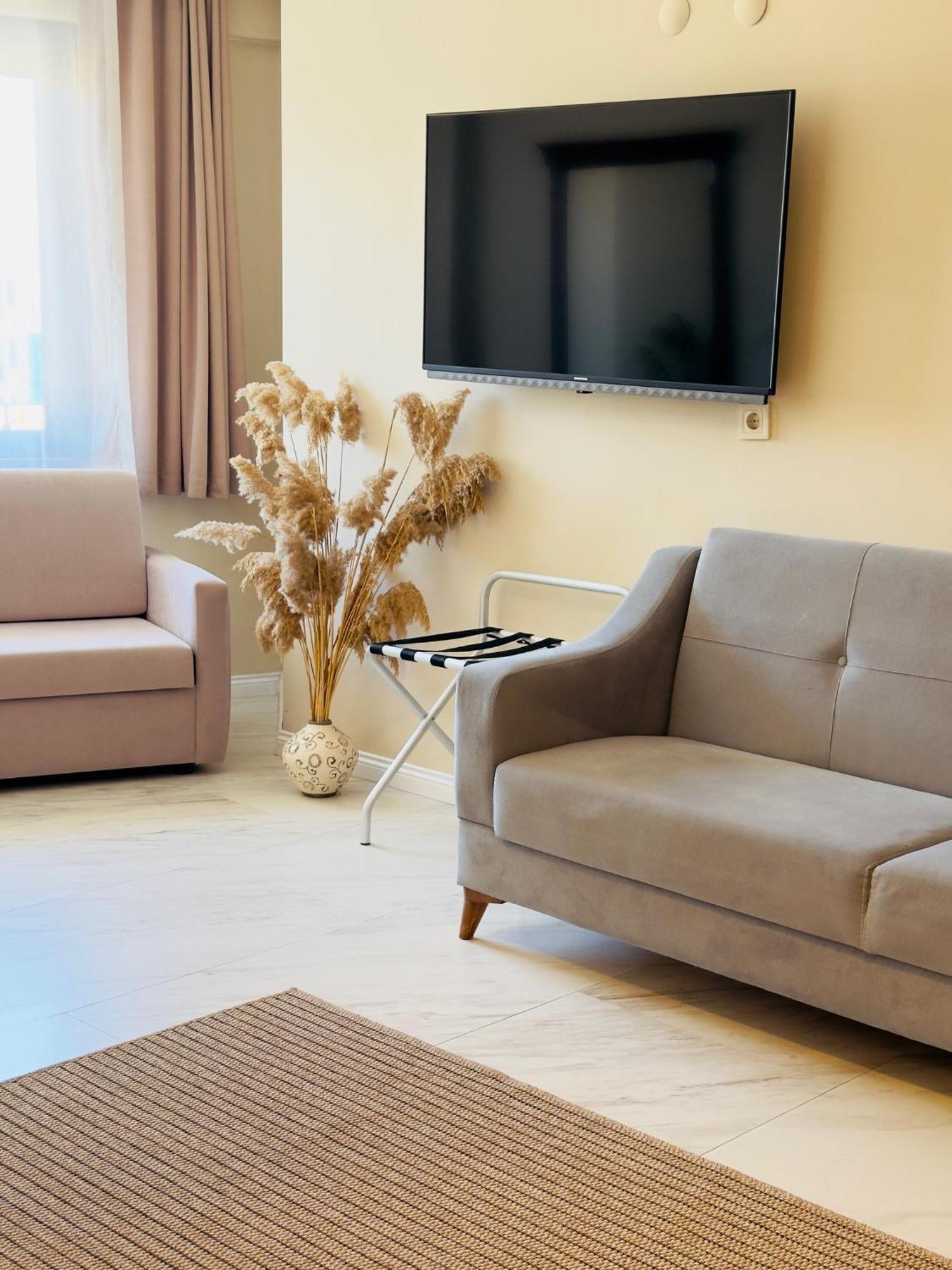 קוסדסי Rosy Suites Hotel מראה חיצוני תמונה